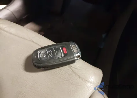 2012 Audi A5 2.0T Premium z USA, uszkodzony, nr VIN WAULFAFR4CA035546